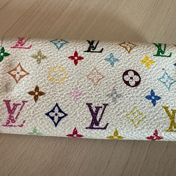 🔥🔥🔥Louis Vuitton Multicolor Monogram key wallet. ONE DAY SALE - Picture 2 of 3